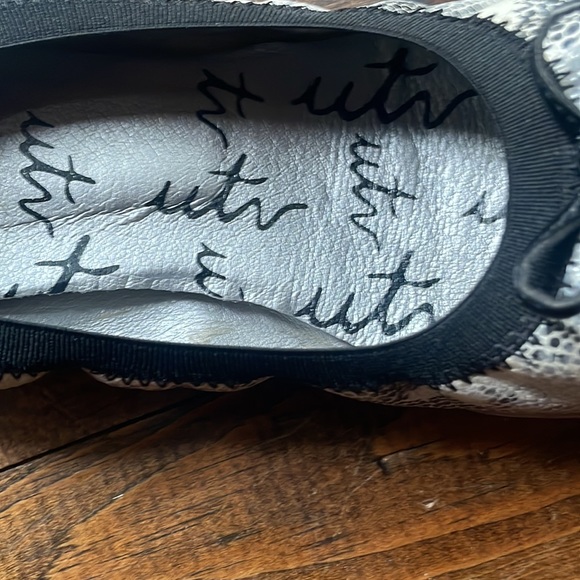 un Tour en Ville Shoes - Picture 6 of 9